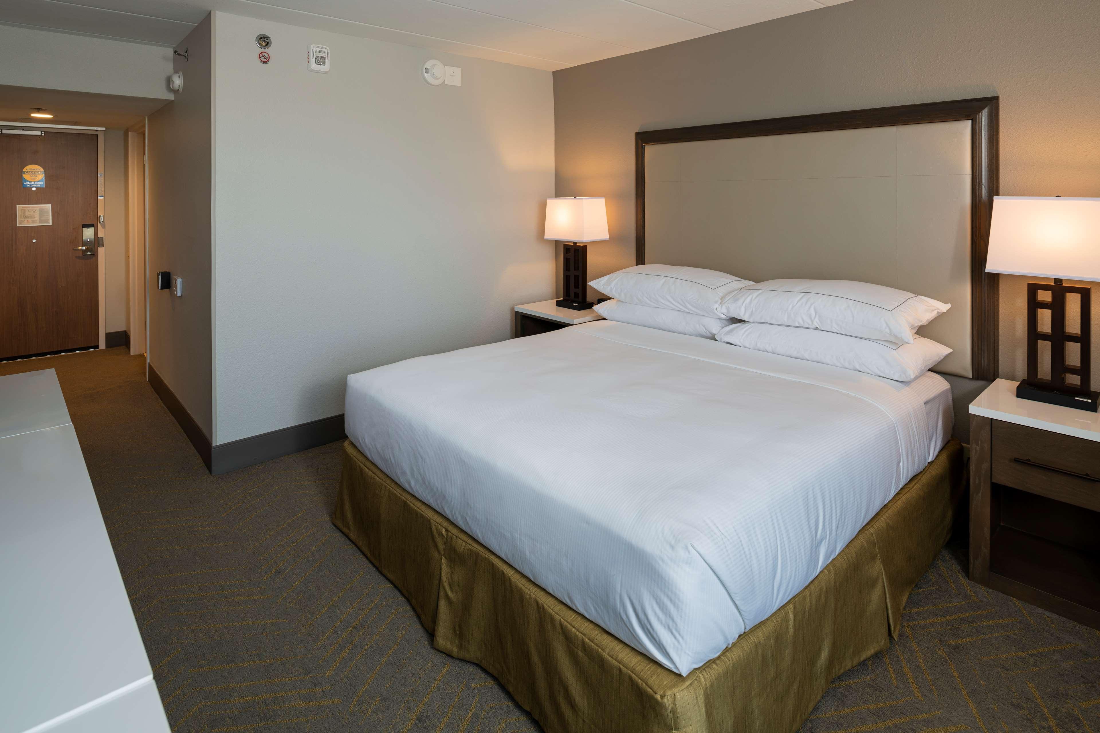 Doubletree By Hilton East 4*