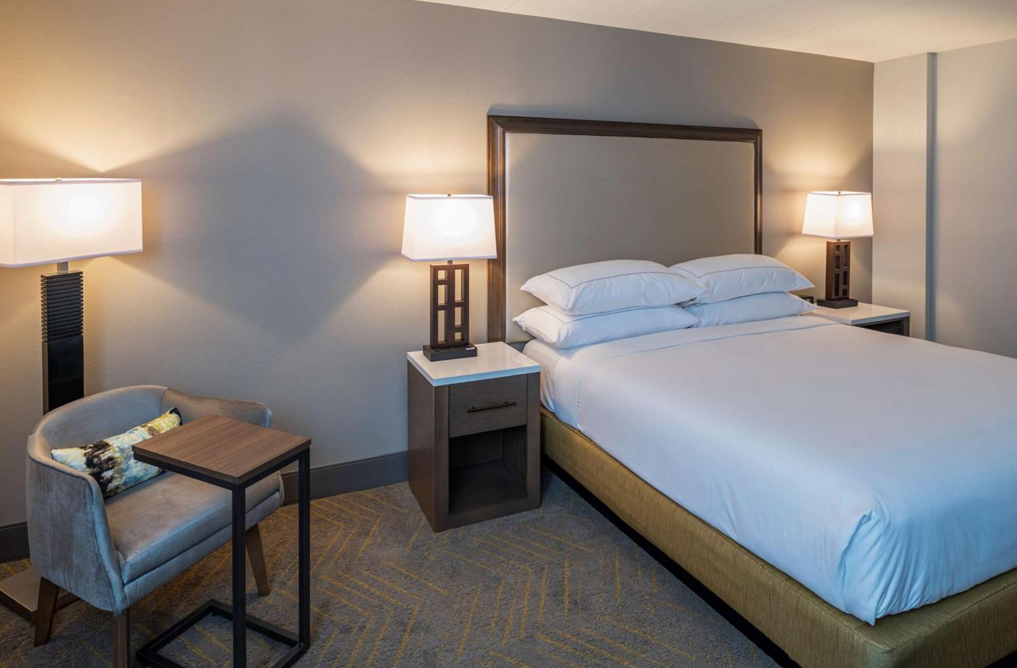 Hotel Doubletree By Hilton East