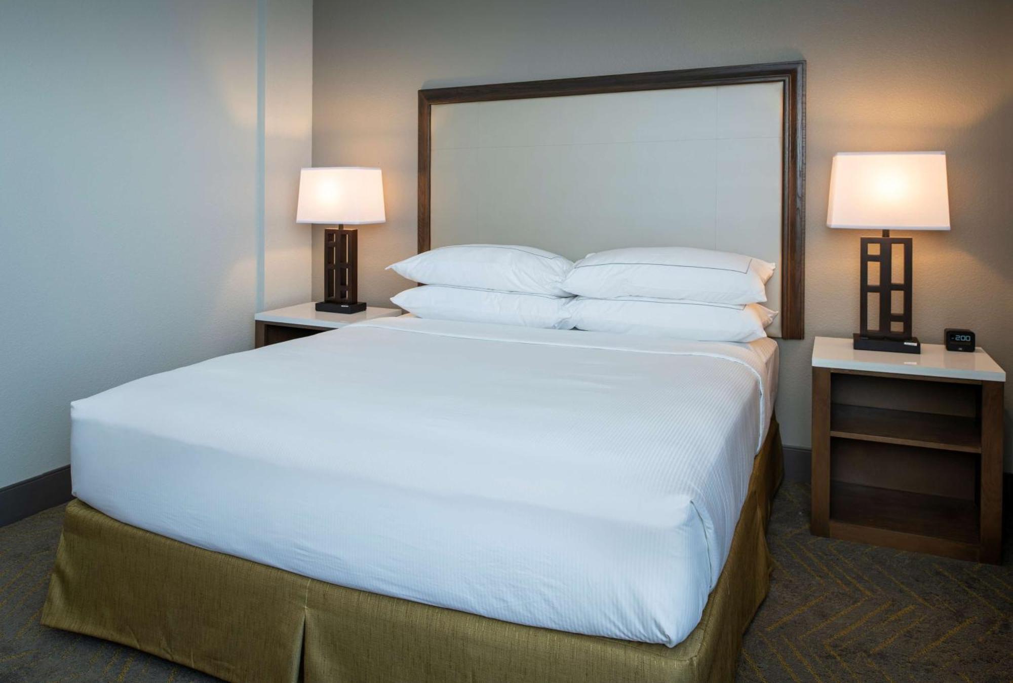 Doubletree By Hilton East 4* Madison