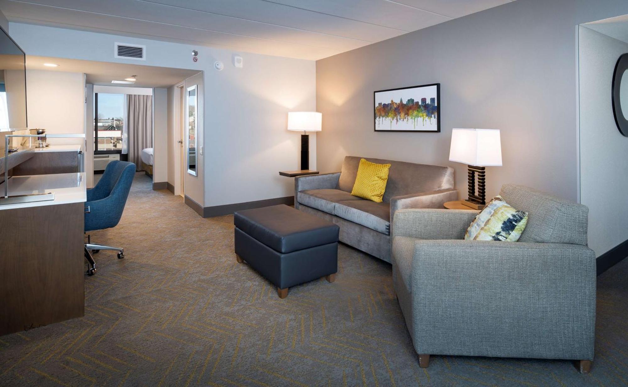 Doubletree By Hilton East Hotel 4*