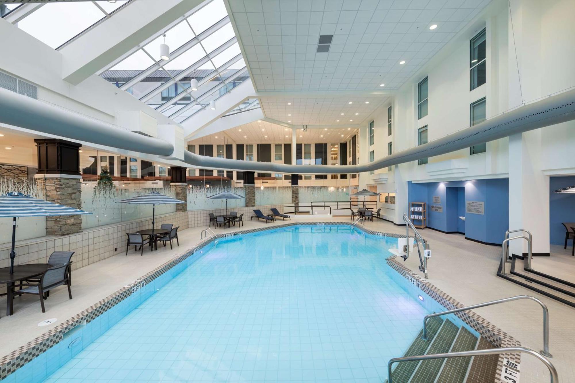 Doubletree By Hilton East Hotel 4*